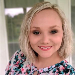 Meet your Posher, Brianna